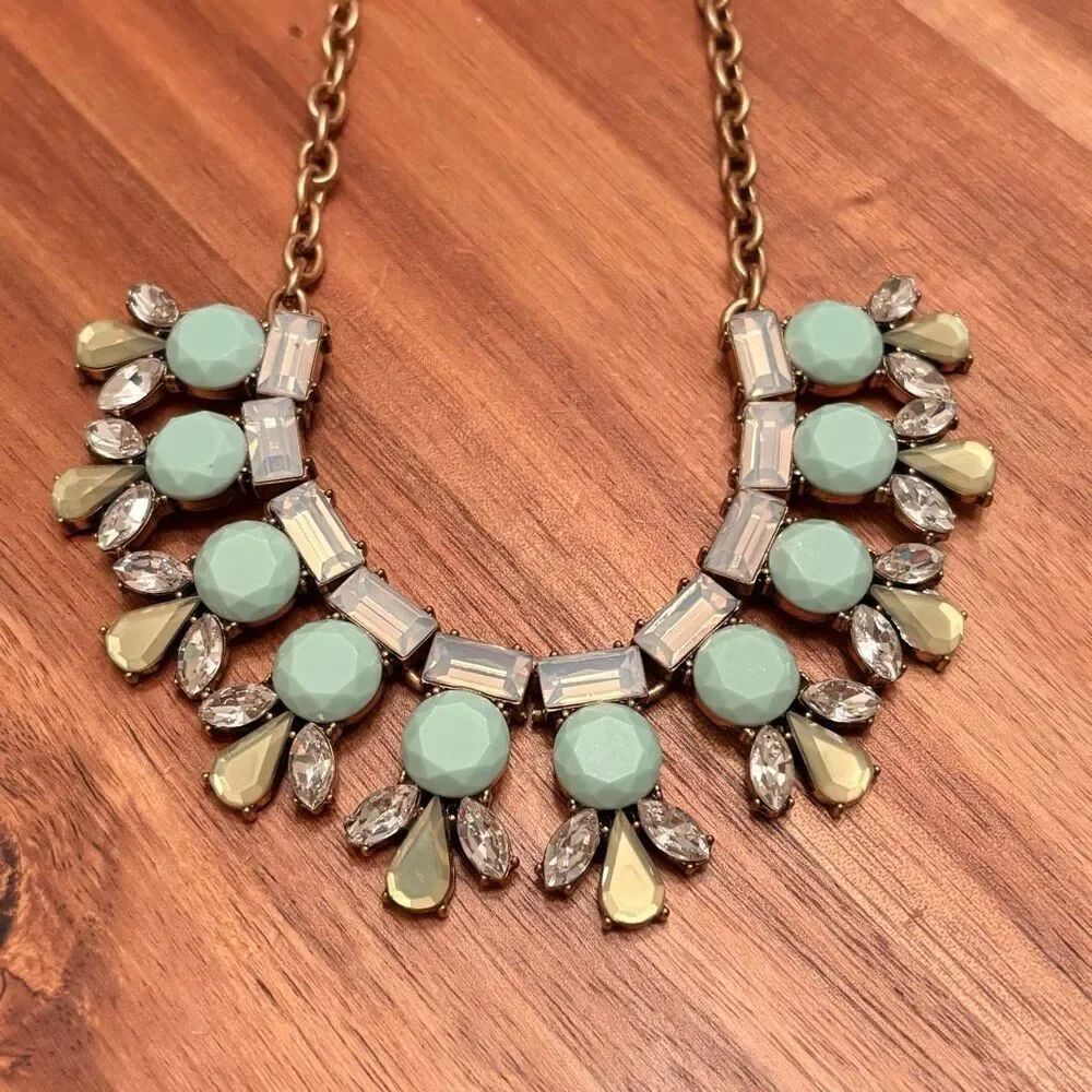 J.Crew | Iridescent Mint Statement Necklace | 18” Adjustable
